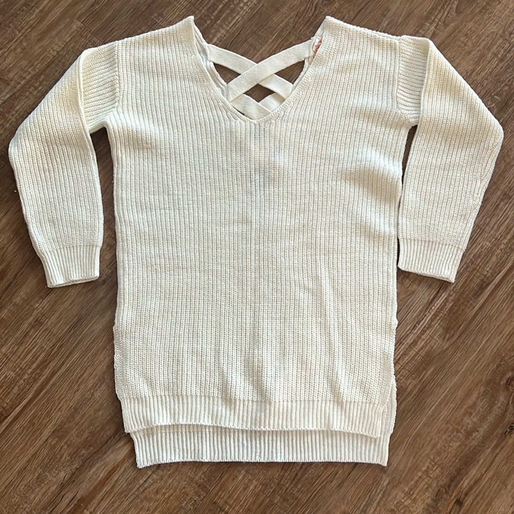 Ambiance Tunic Style Sweater with Cross Cross Back - Medium